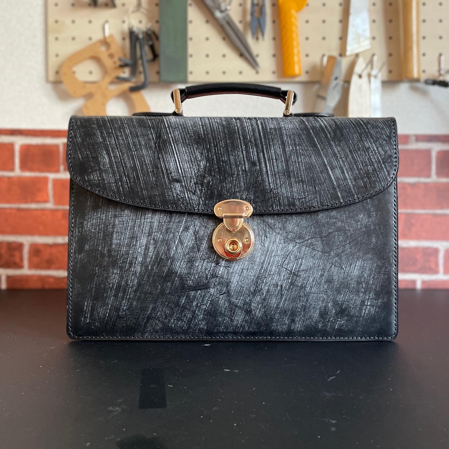 Mz leather film